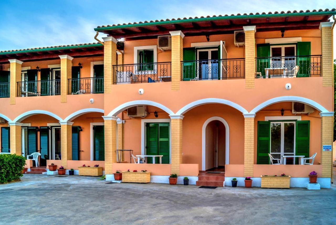 Stavros Apartments Kontokali Next To Gouvia Marina Экстерьер фото
